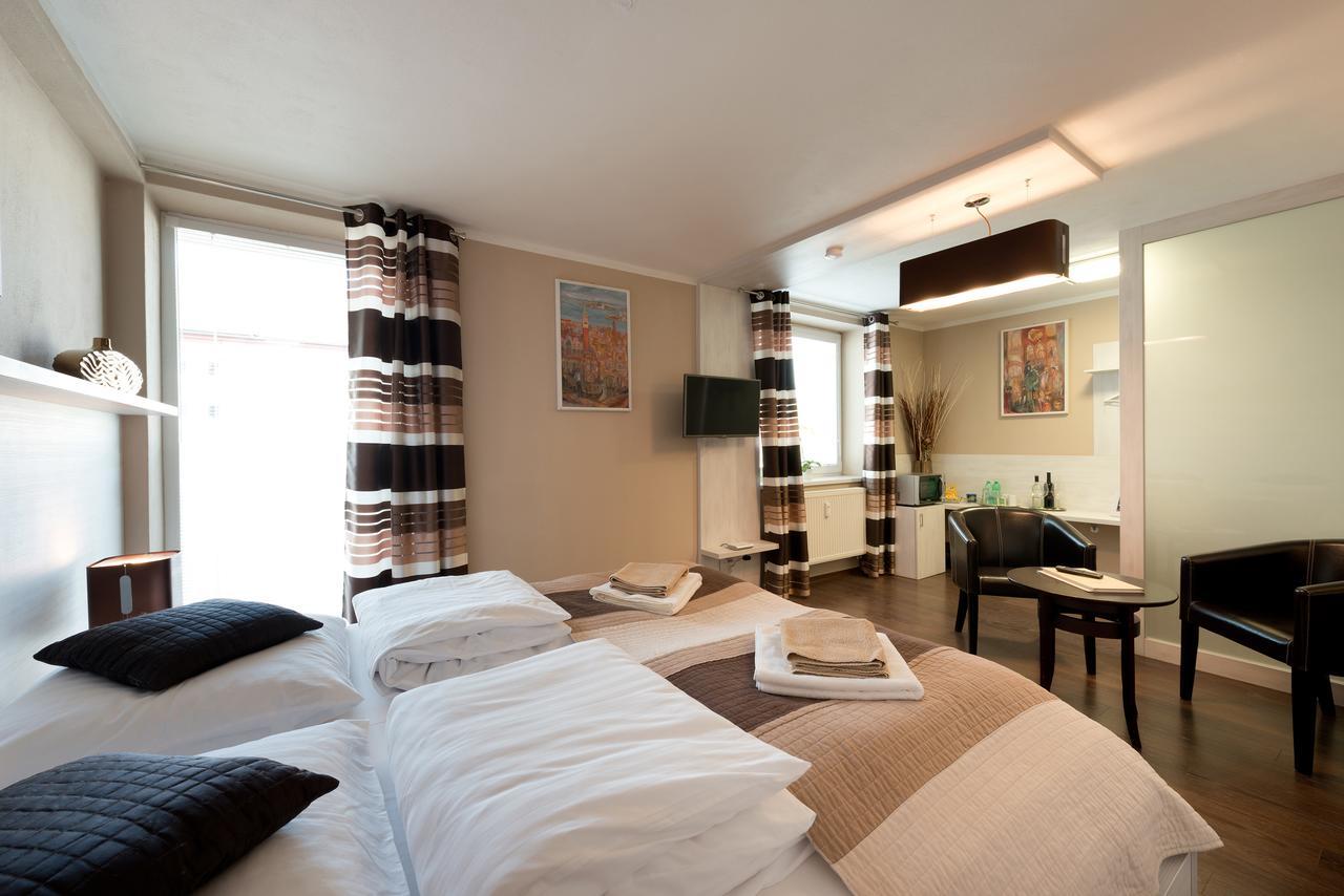 B2B Apartments Ихлава Екстериор снимка
